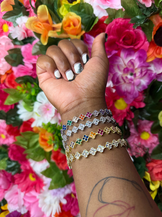 Rhinestone Clover Bangle Set